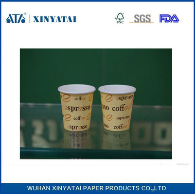 Porcellana Tazze beventi di carta eliminabili asportabili delle tazze di caffè succo/della soda fornitore